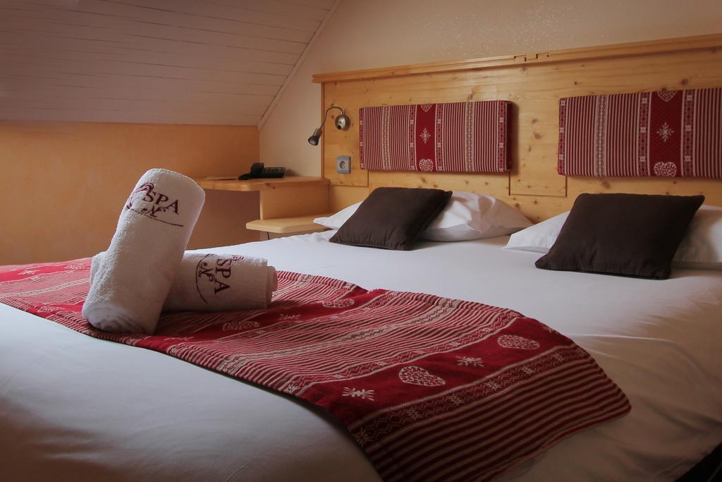 Hotel La Neyrette Saint-Disdier-en-Dévoluy Zimmer foto